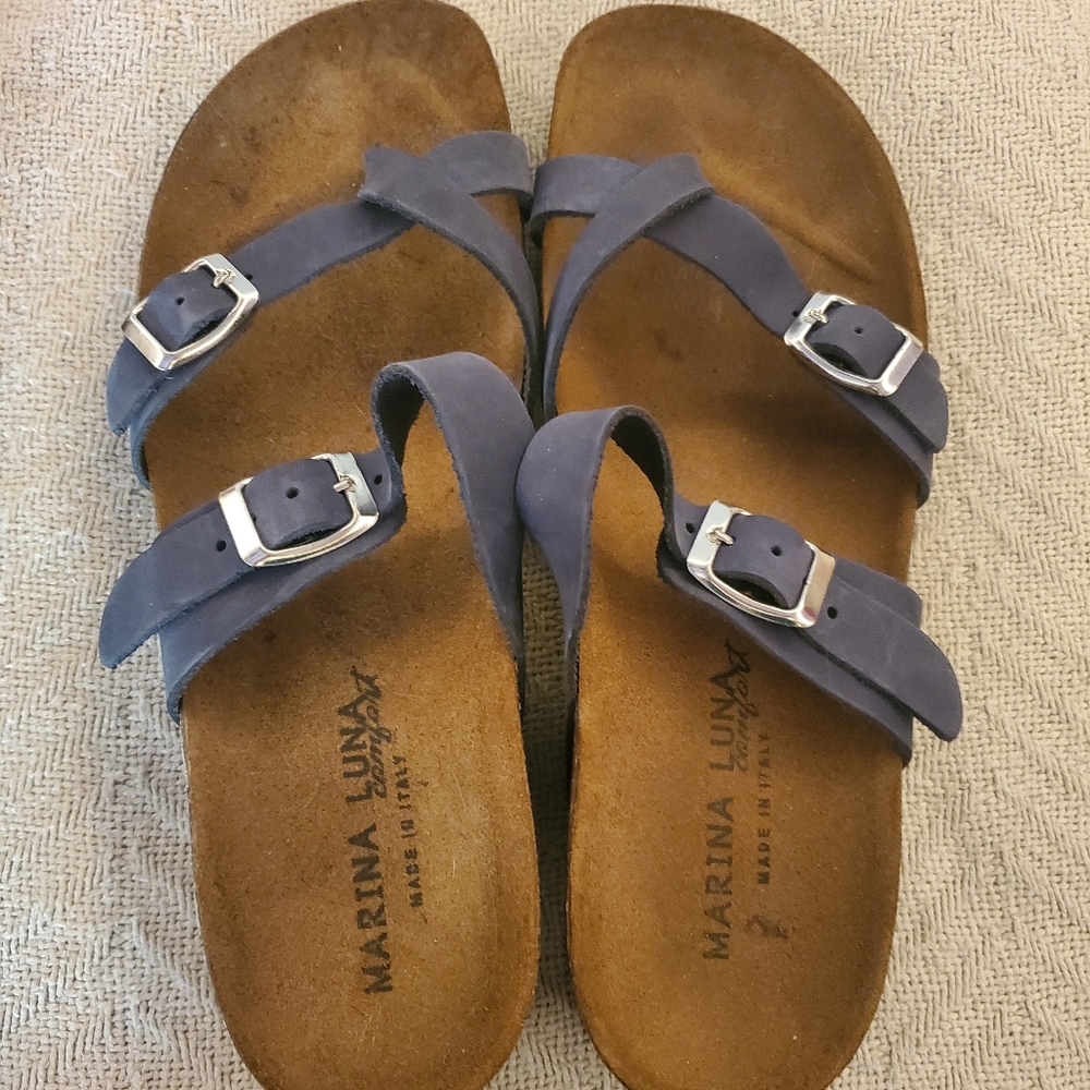 Marina Luna size 8.5 blue suede sandals